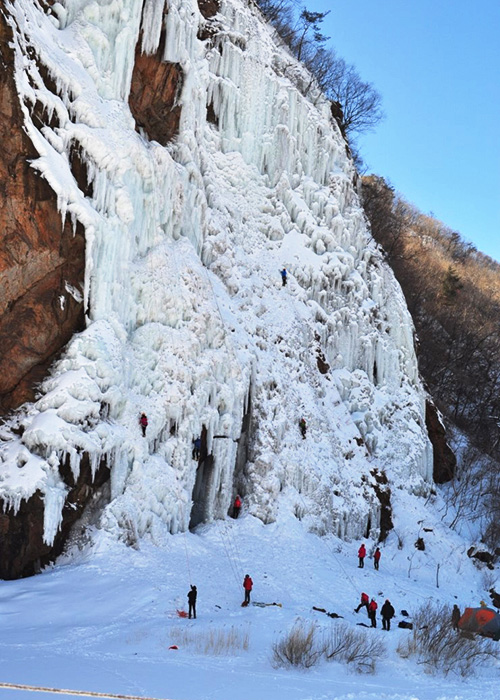 용대폭포(인공)